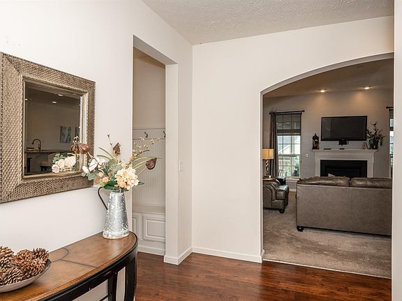4th image of 3040 Cypress Hill Dr