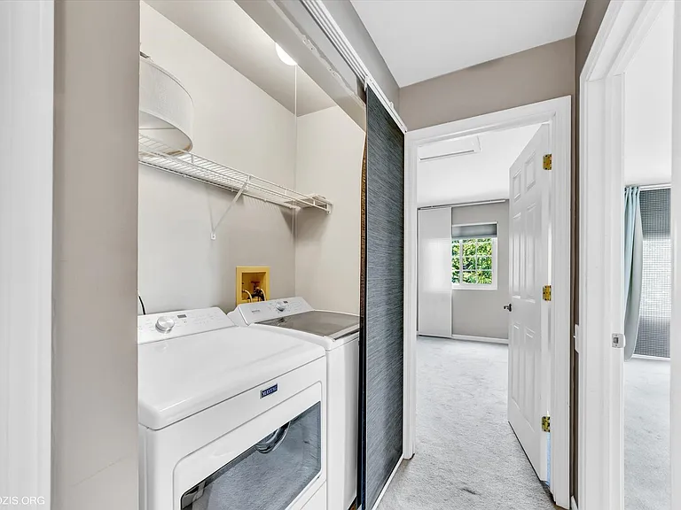 436 Yorktown Ct #436 — Photo 9
