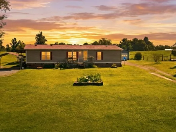 1350 Tompkinsville Hwy, Moss, TN 38575