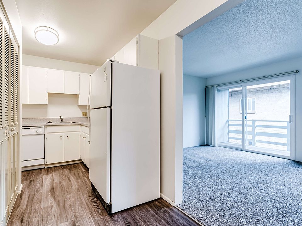 Unit #9 - kitchen living room