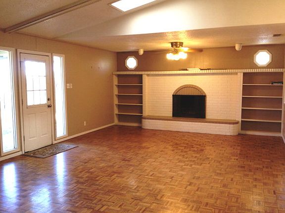 2nd image of 3338 Vista Del Arroyo Dr