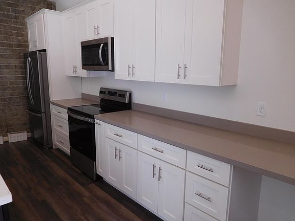 4th image of 3777 Park Blvd #A
