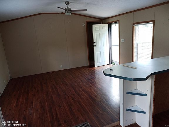 3rd image of 7046 S Shields Ridge Rd