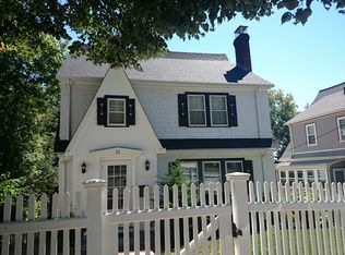 12 Sunset Hill Rd, Boston, MA 02132