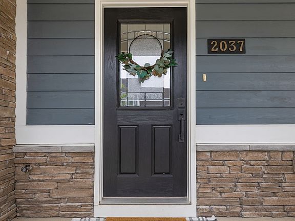 5th image of 2037 Oglethorpe Dr