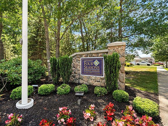 2nd image of 36 Crowndale Pl
