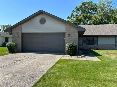1716 Lincoln St, Hobart, IN, 46342