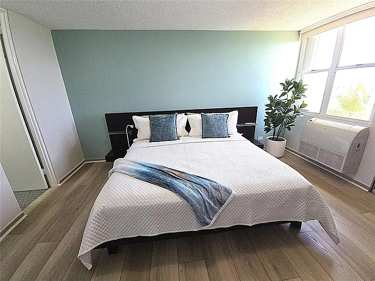 37 Avenue Isla Verde — Photo 9