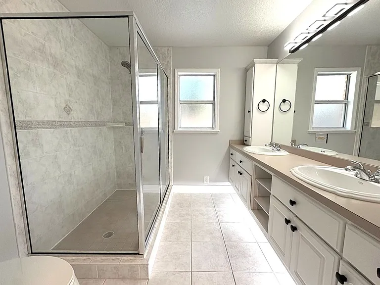1029 Glenwood Rd — Photo 15