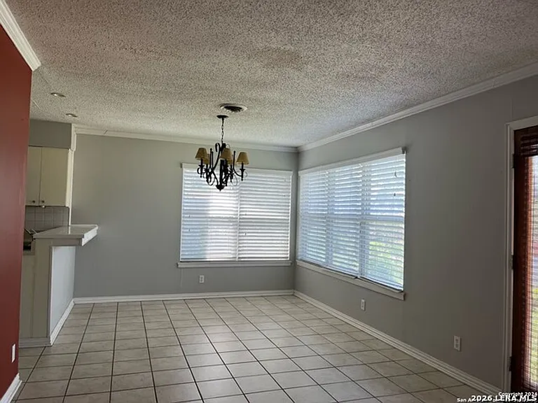 4042 City View Dr — Photo 6
