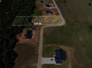 901 Meadows Ln #20, Guthrie, OK 73044