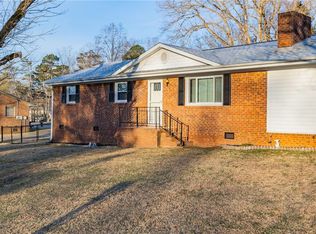 190 Lake Dr, Winston Salem, NC 27107