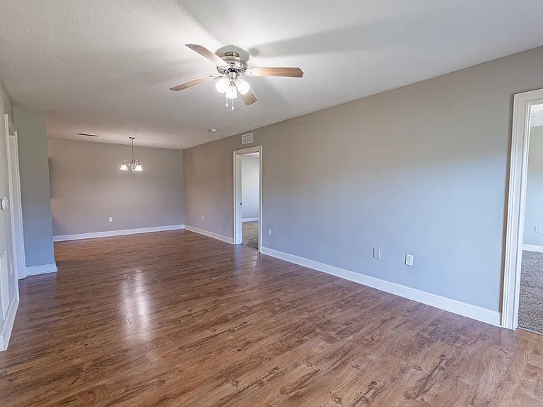 Pensacola Grand — Photo 13