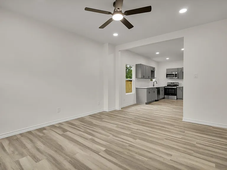 3526 Elsie Faye Heggins St — Photo 2