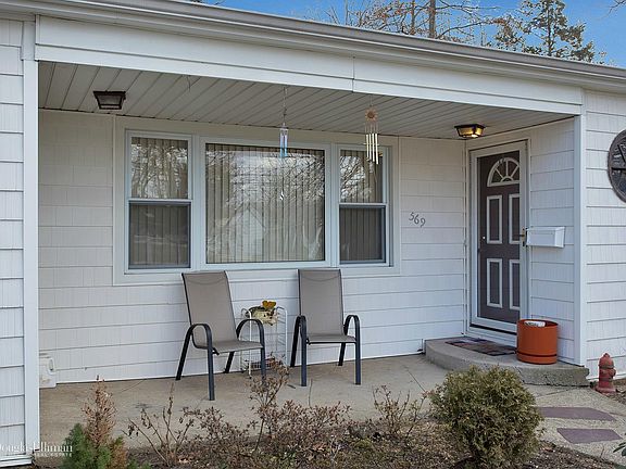 4th image of 569 Dogwood Ave
