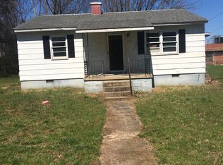 302 W Gene Hairston St, Madison, NC 27025