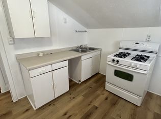 403 1/2 E Monroe St APT 2, Bloomington, IL 61701