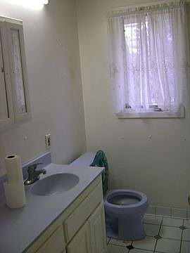 3rd image of 3269 Ewing Ave N
