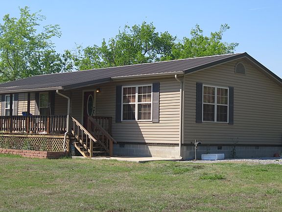 2nd image of 805 W Jackson Ave
