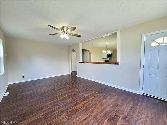 3rd image of 4001 9th Ave
