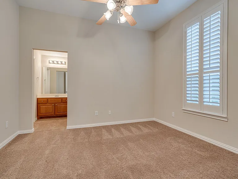 2746 Nightwind Ct — Photo 12