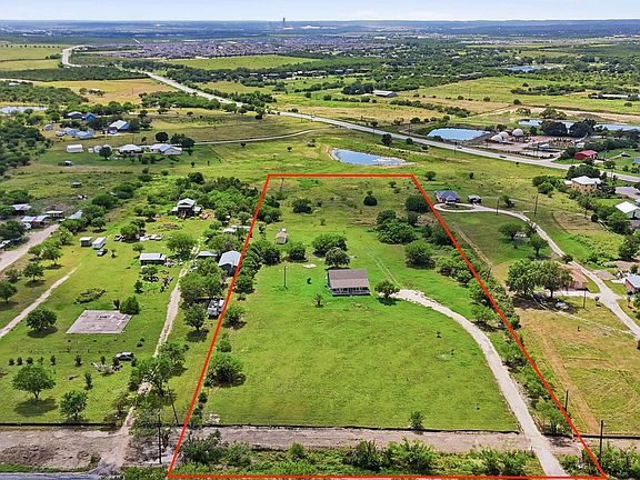 2nd image of 2500 Centerpoint Rd