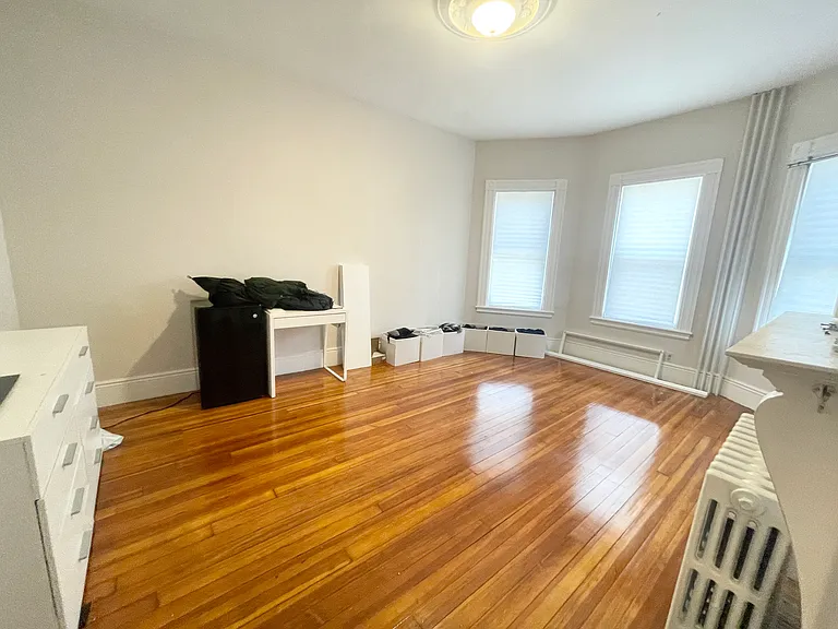 158 Boston St #1L — Photo 5