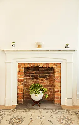 Rented by SPORN GROUP LLC | media 42