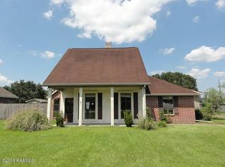 105 Sanro Dr, Lafayette, LA 70507