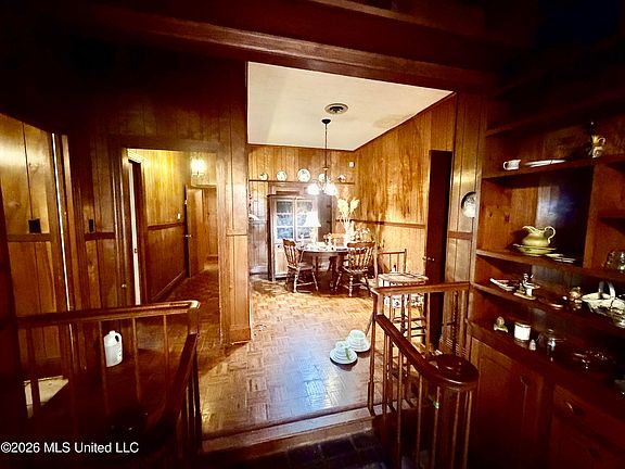 4th image of 1710 Mississippi #442