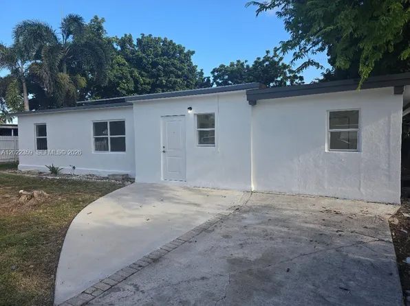 15340 Garfield Dr, Homestead, FL 33033