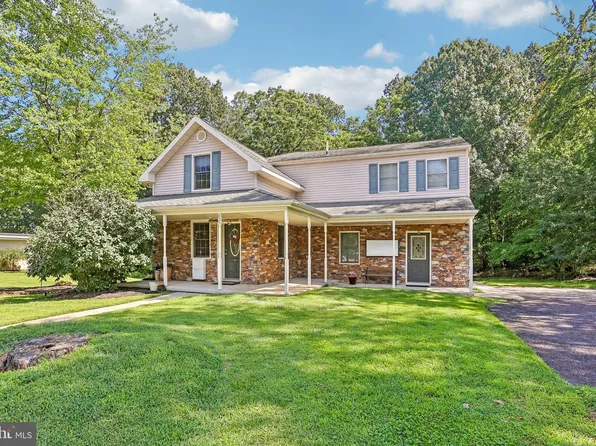 841 Camden Ave, Blackwood, NJ 08012