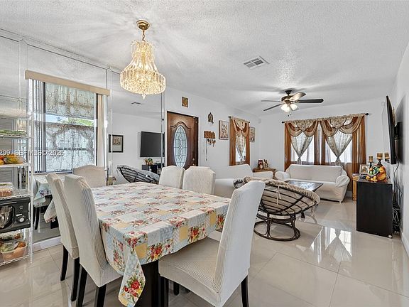5th image of 26672 SW 137th Ct