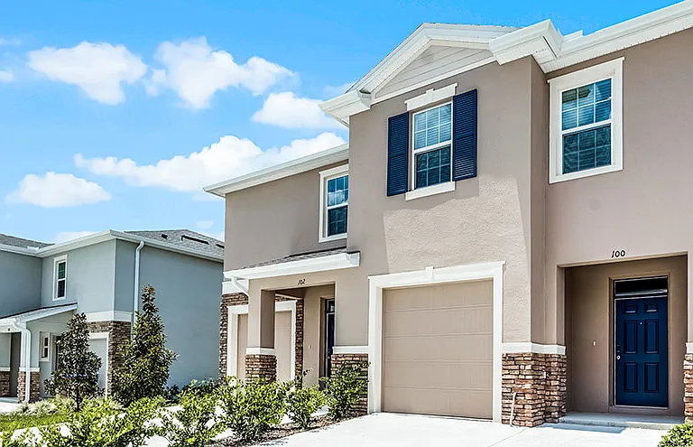 Reunion Crossing Townhomes — Photo 6