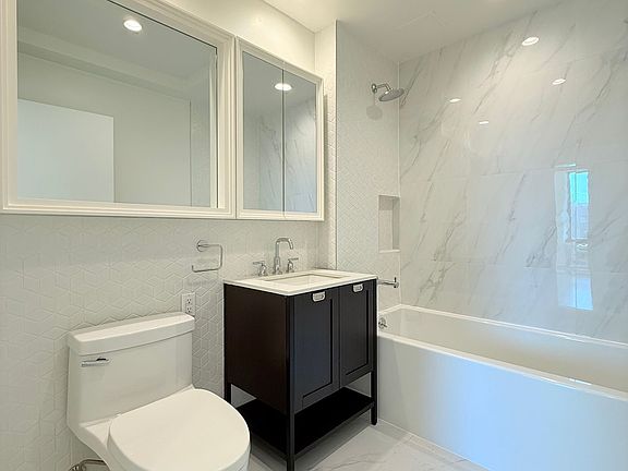 2nd image of 409 Eastern Pkwy #700