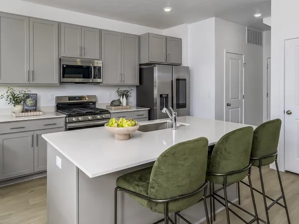 1921 N First Love Dr #4567, Saratoga Springs, UT 84045