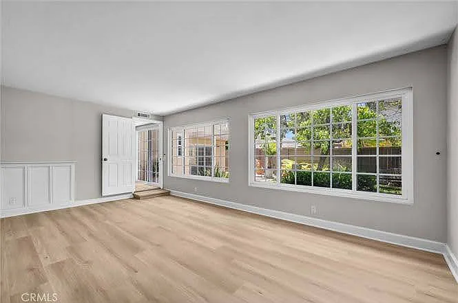 4 Hickory Tree Ln — Photo 10