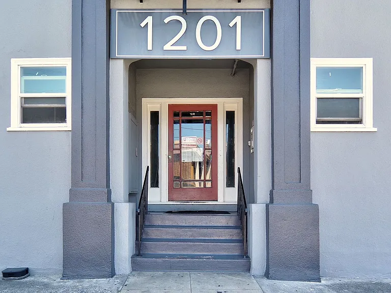 1201 B St — Photo 6
