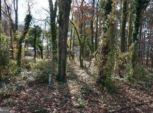 Walnut St, Piney Pt, MD 20674