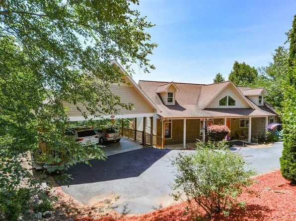 293 Weoka Ct, Ellijay, GA 30540