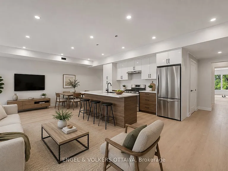 655 Donat St #9 — Photo 3