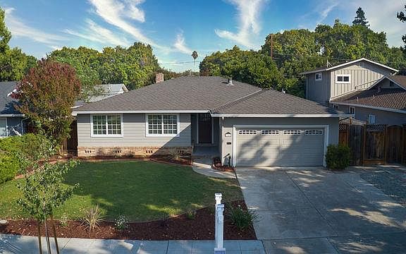 4th image of 1568 Warbler Ave