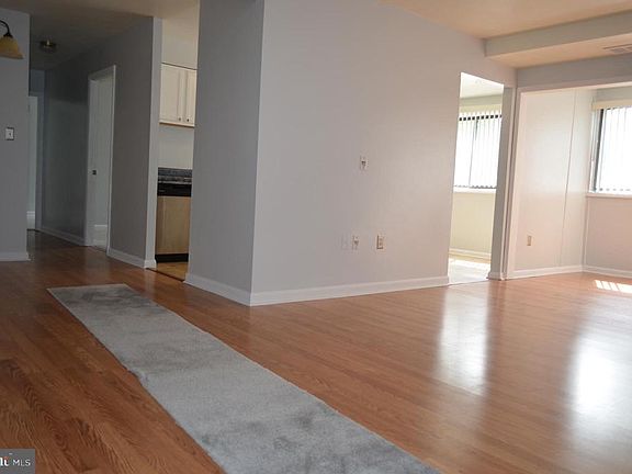 2nd image of 100 Royal Oak Dr APT D