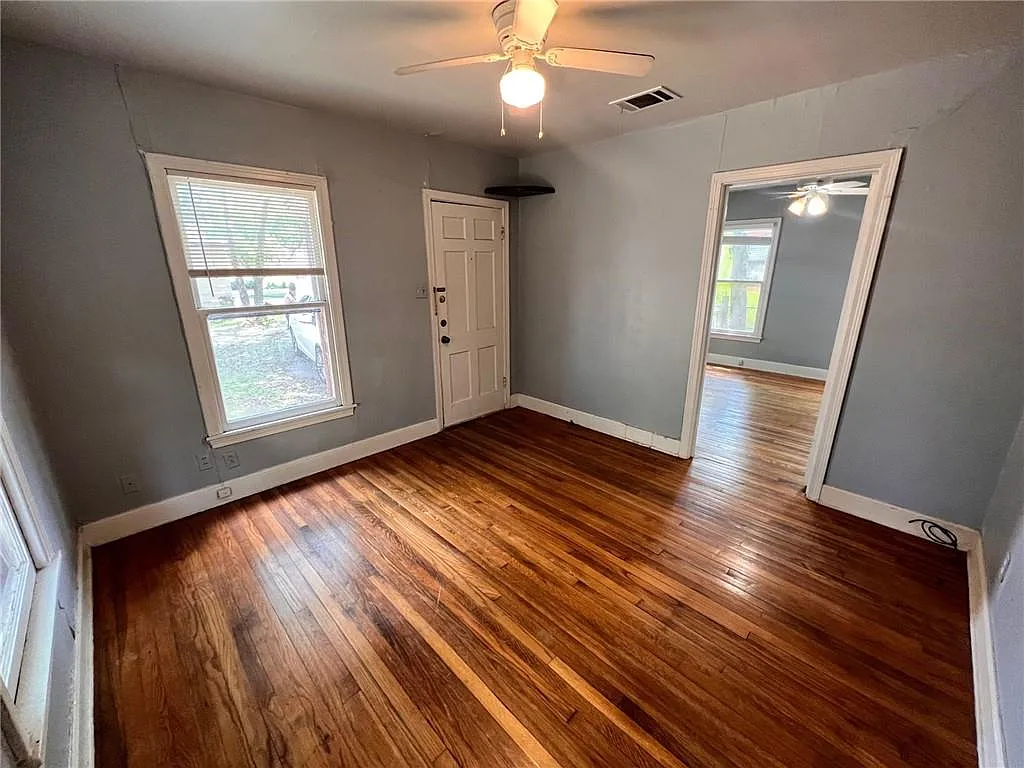 1 bed, 1.0 bath, 480 sqft, $1,590 — Photo 3