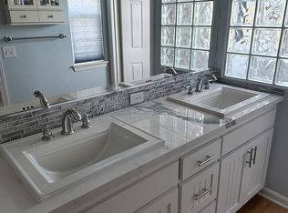 2284 Claiborne Cir, Santa Rosa, CA 95403