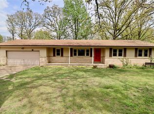 22838 Pioneer Dr, Lebanon, MO 65536