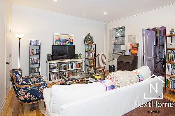 1st image of 2450 28th St APT 4