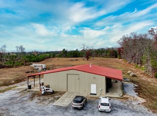 2878 E Hermitage Rd, Kingston, GA 30145