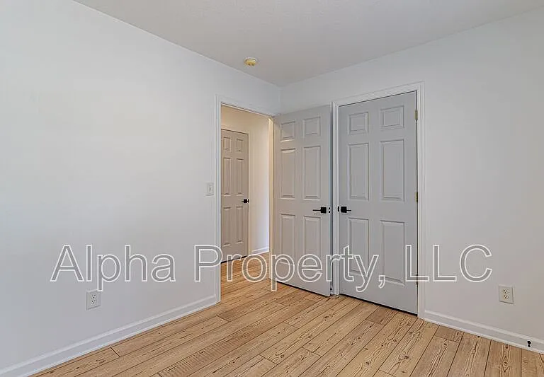 103 Hickory Rock Ln — Photo 11