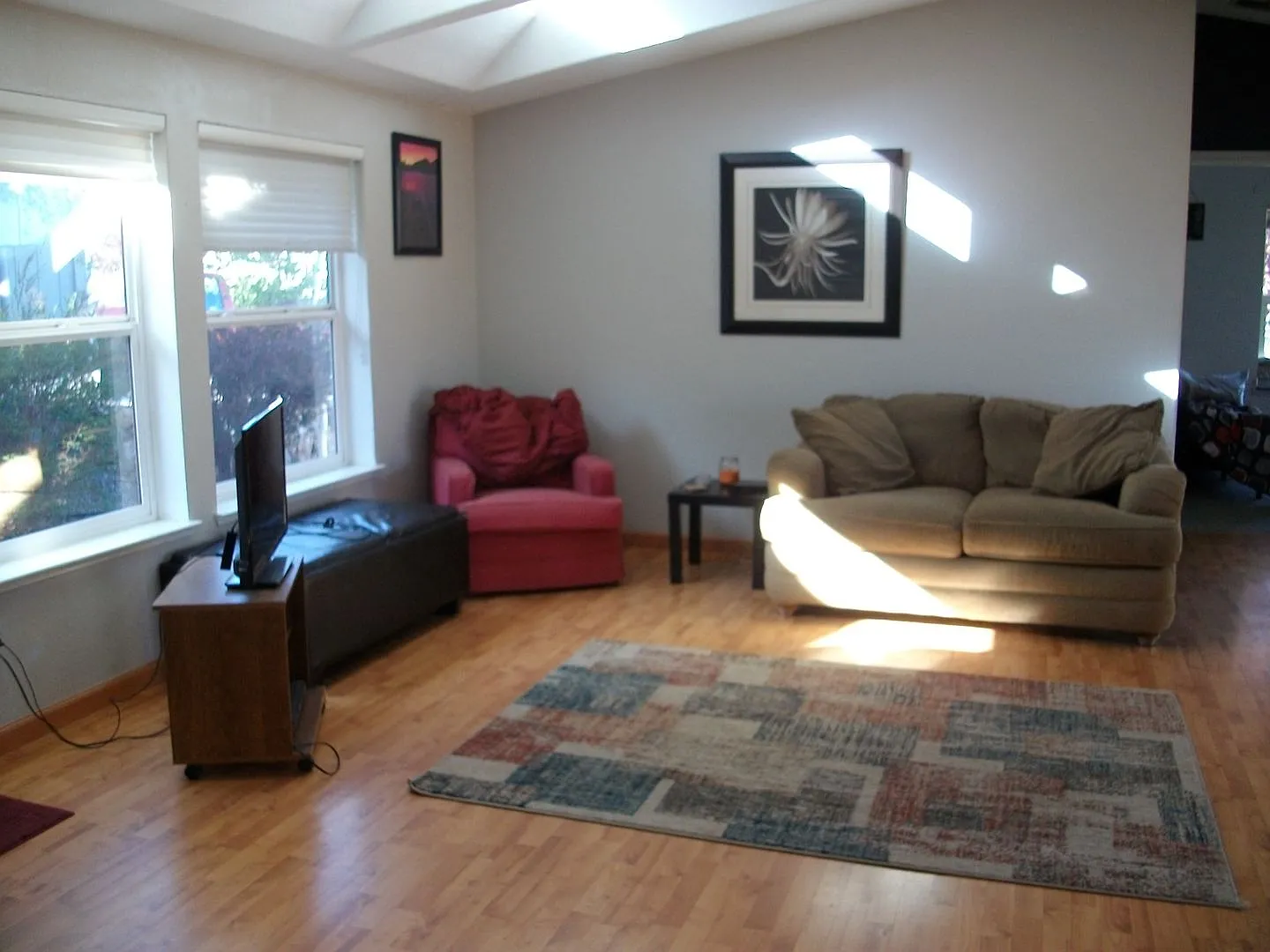Well maintained 3 bedroom, 2 bath, 2-car garage $2350.00 — Photo 4
